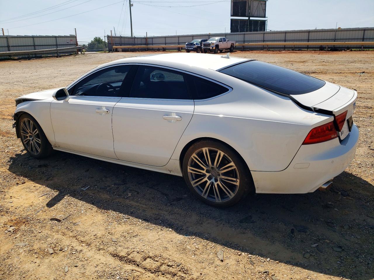 2014 Audi A7 Premium Plus - Image 2