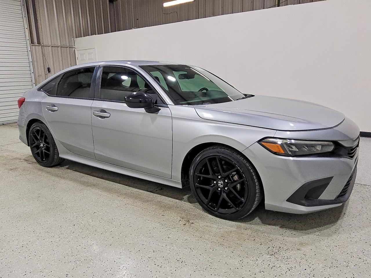 2022 Honda Civic Sport - Image 4