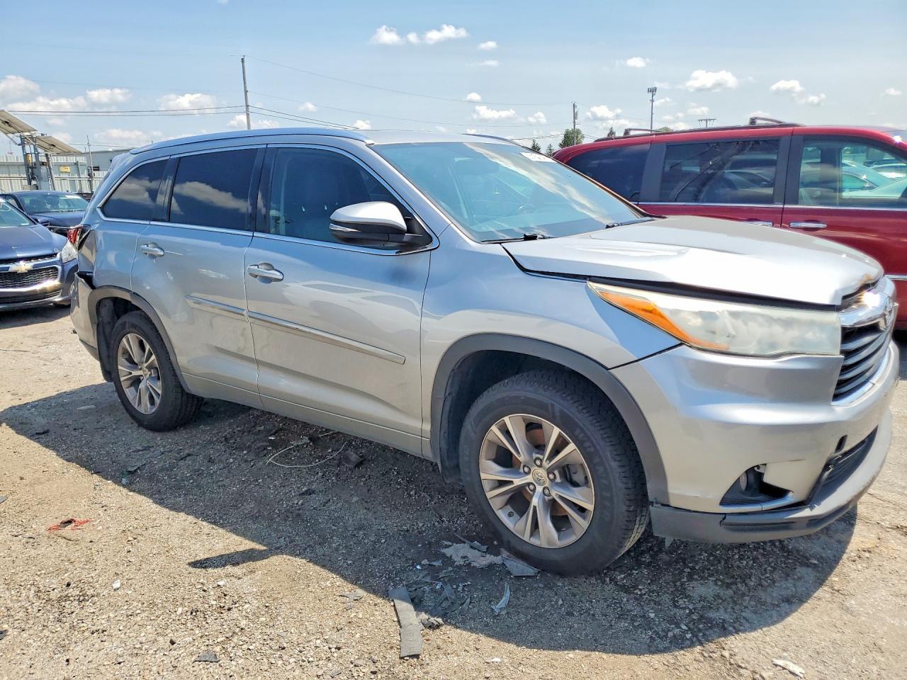 2015 Toyota Highlander Xle - Фото 4
