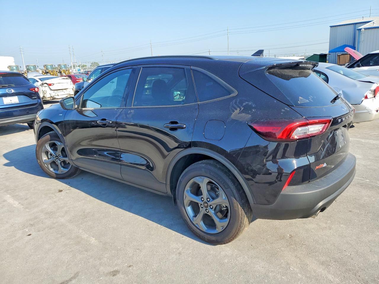 2025 Ford Escape St Line - Фото 2