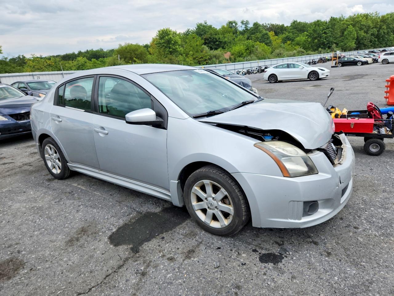 2011 Nissan Sentra 2.0 - Image 4
