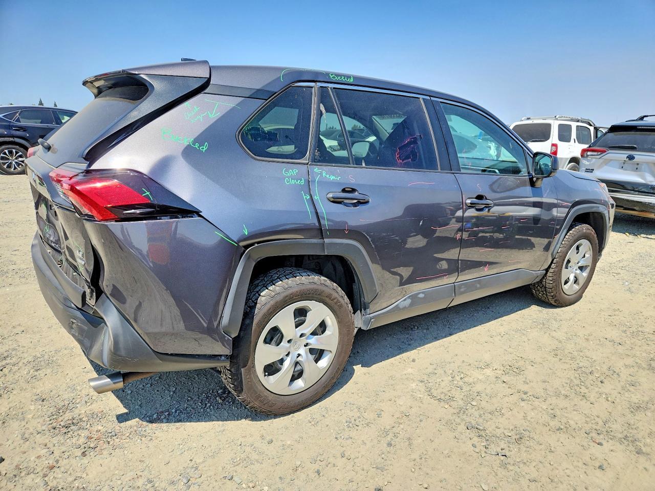 2022 Toyota Rav4 Le - Фото 3