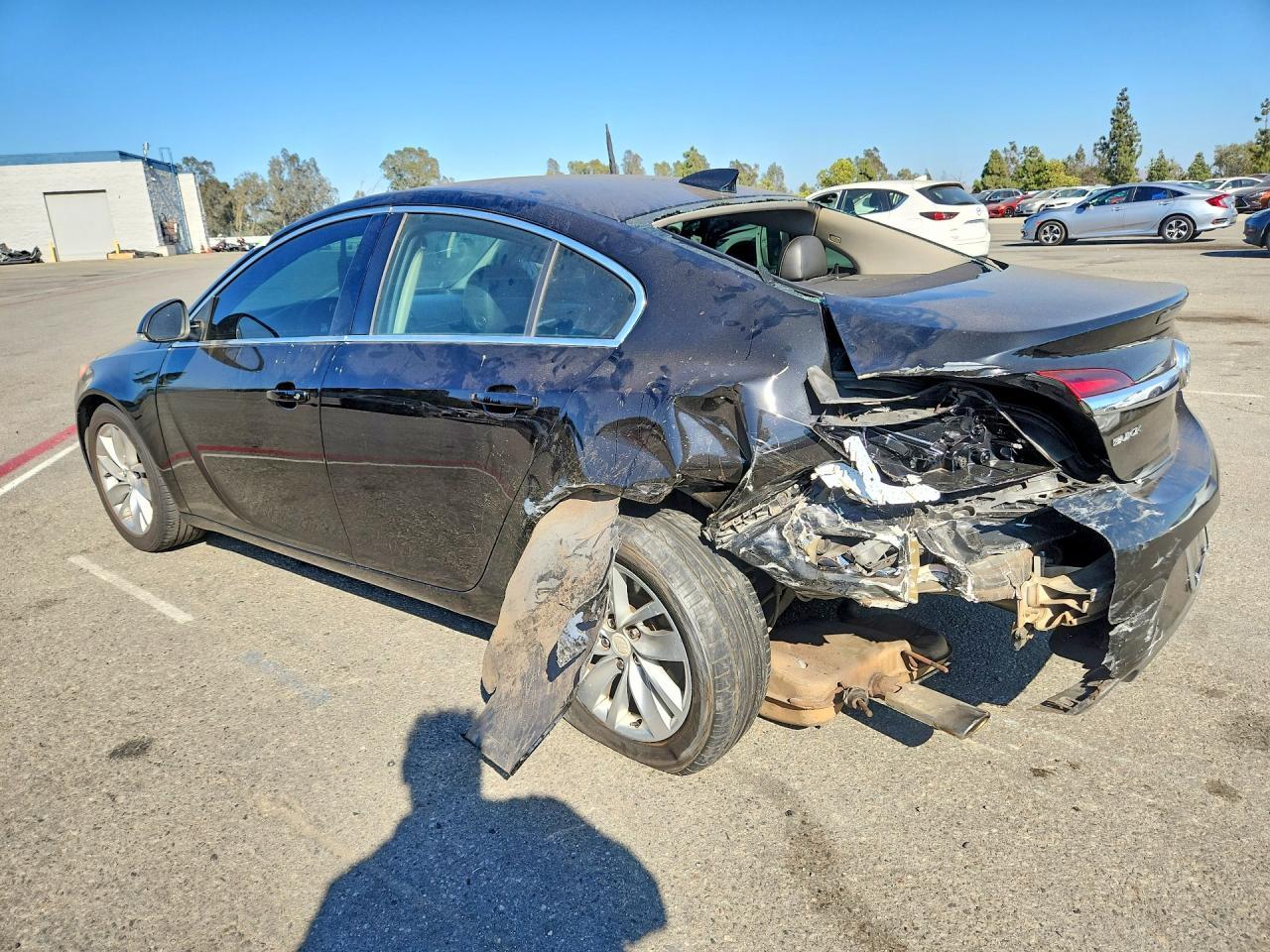 2016 Buick Regal - Image 2