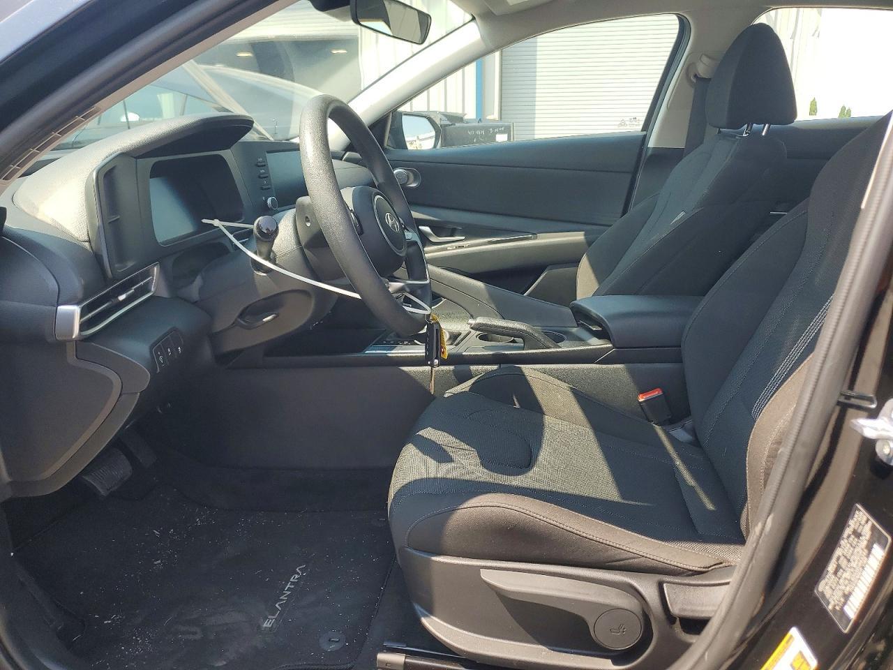 2024 Hyundai Elantra Se - Фото 7