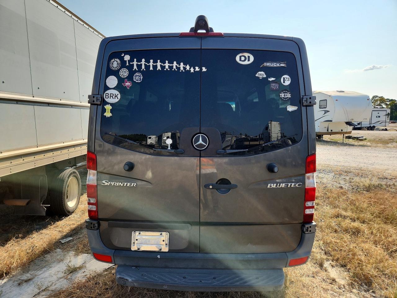 2011 Mercedes-Benz Sprinter - Image 6