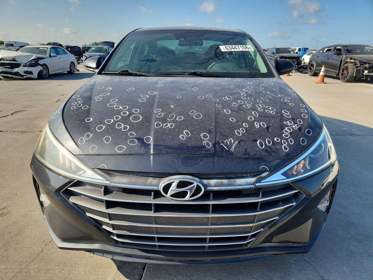 2020 Hyundai Elantra Se - Фото 5