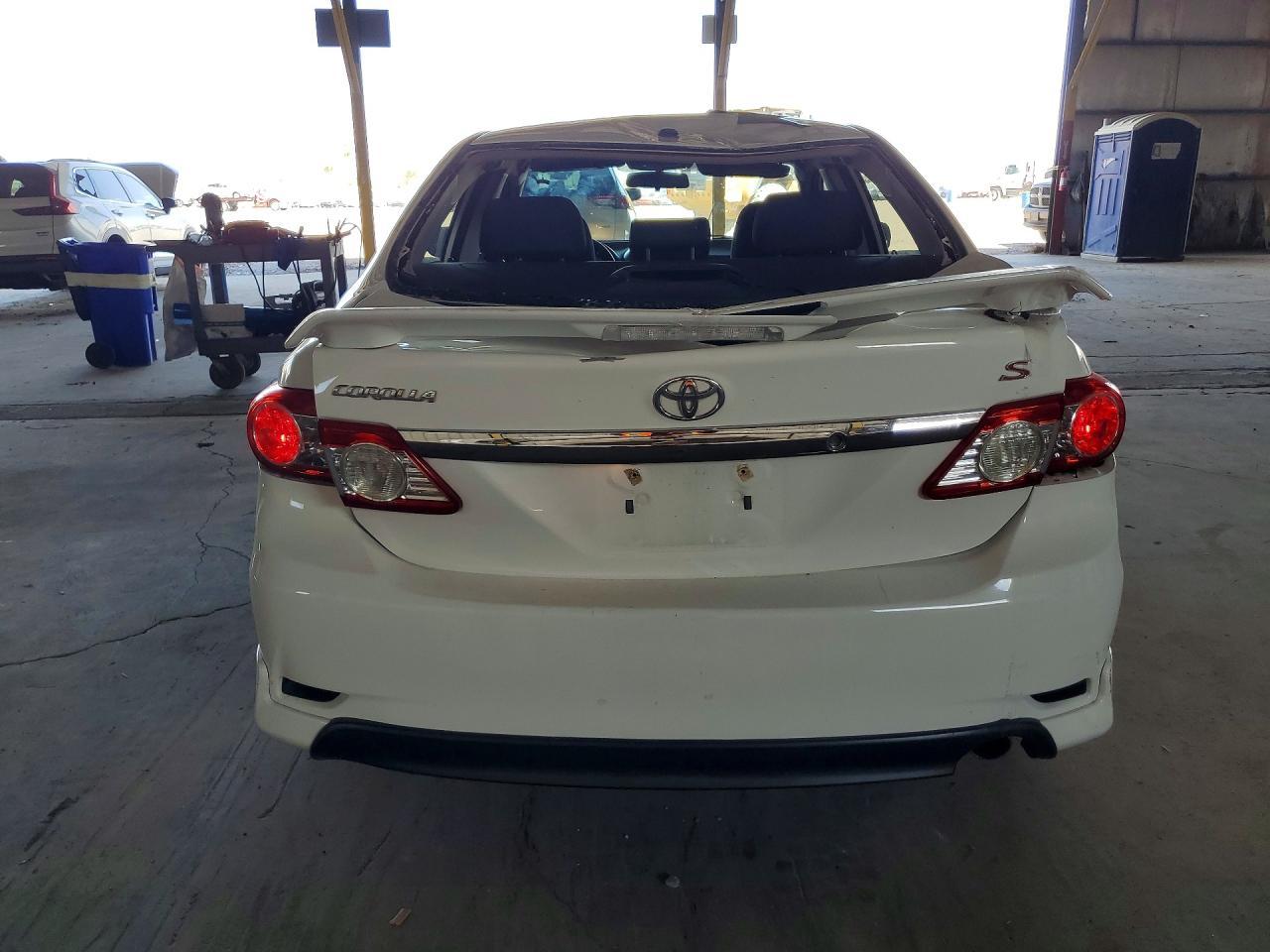 2012 Toyota Corolla S - Фото 6