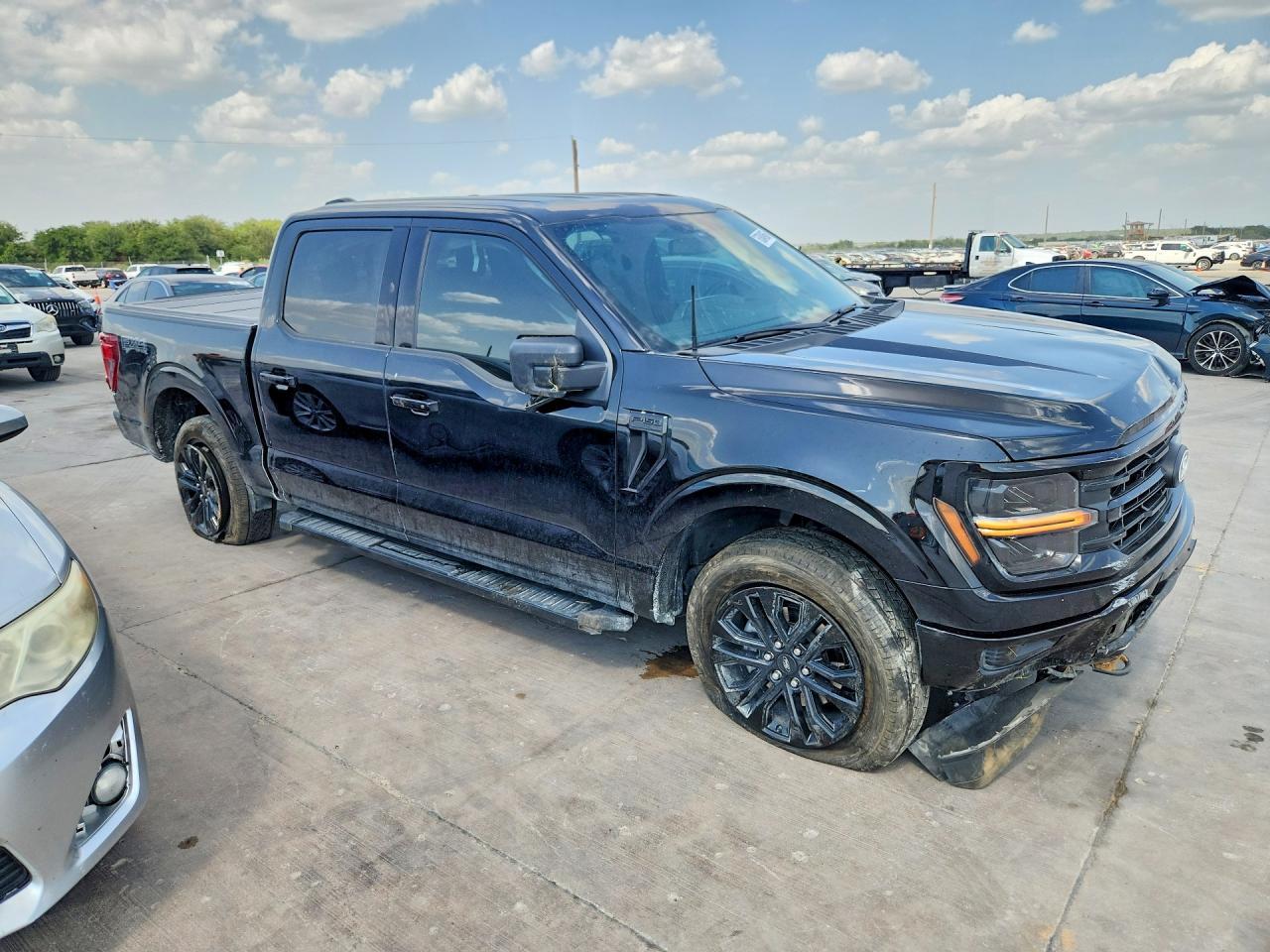 2025 Ford F150 Xlt - Фото 4