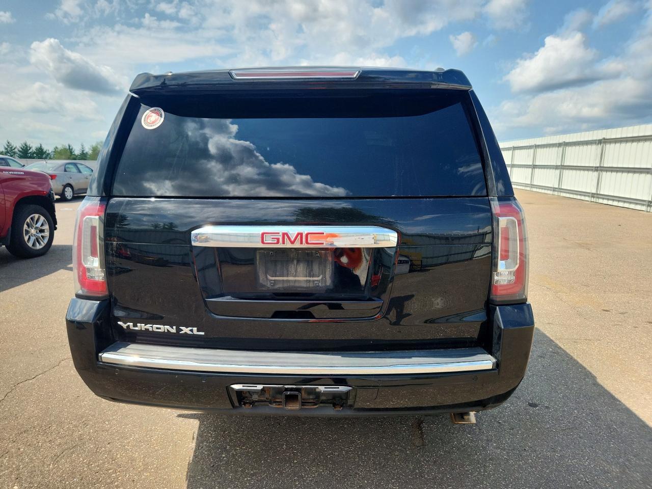 2018 GMC Yukon Xl Denali - Image 6