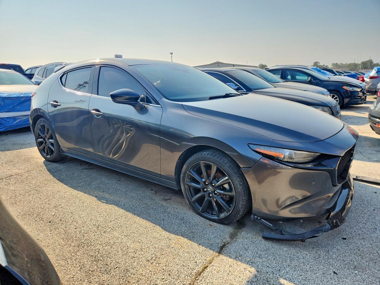 2021 Mazda 3 Premium Plus - Фото 4