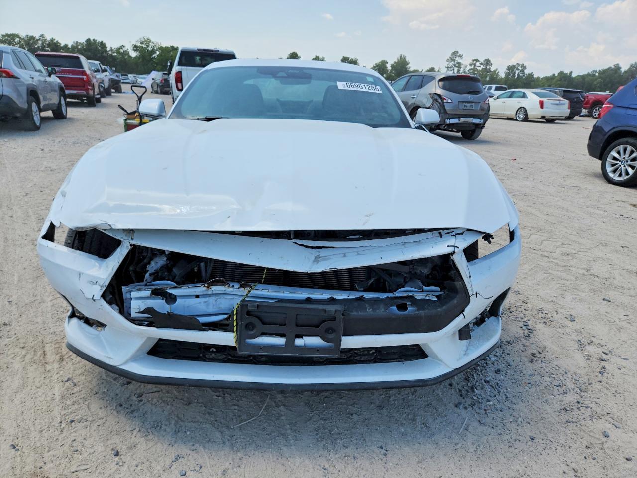 2025 Ford Mustang - Фото 5