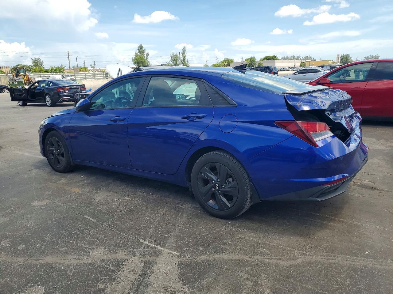 2021 Hyundai Elantra Sel - Image 2