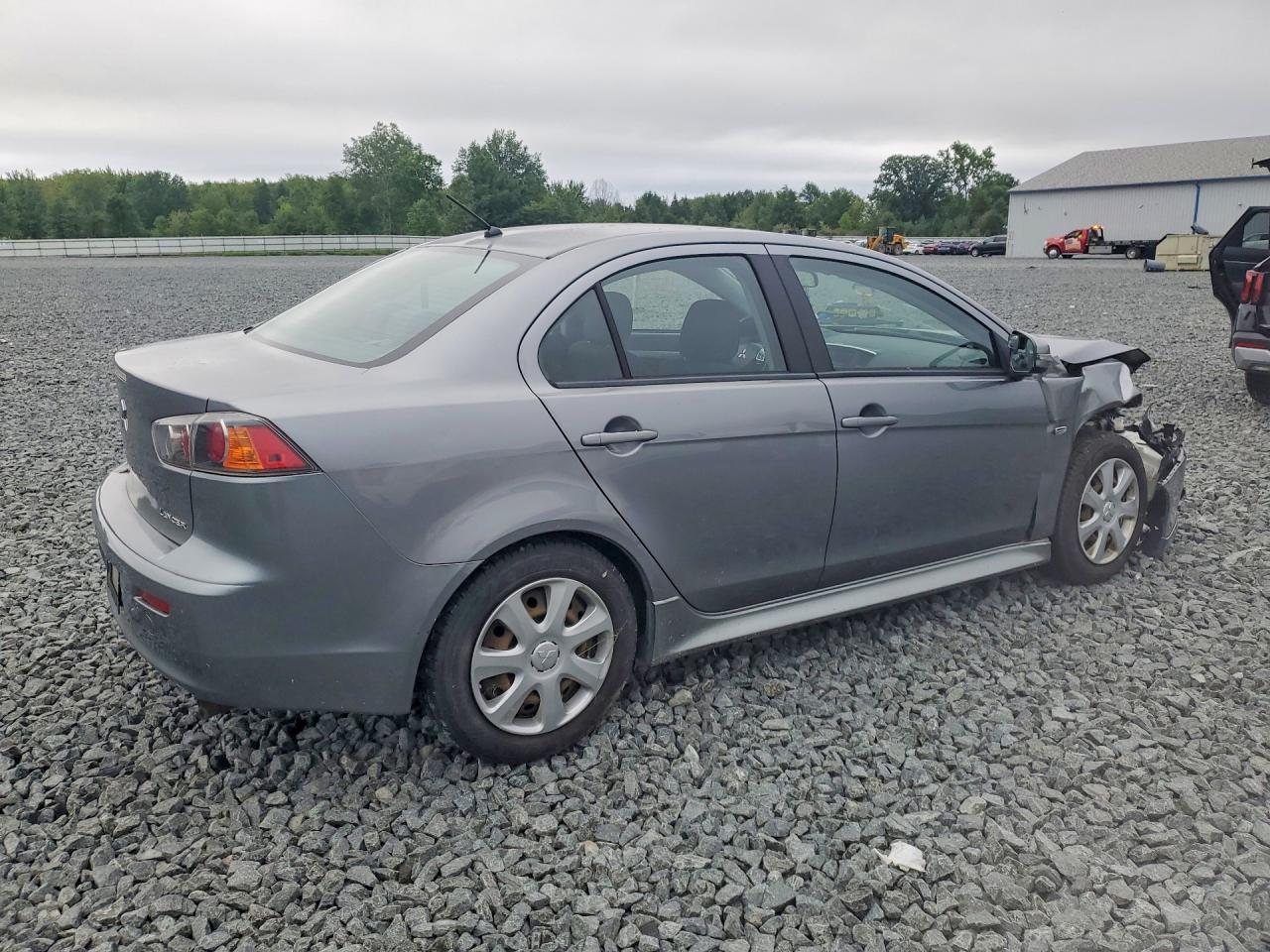 2015 Mitsubishi Lancer Es - Image 3