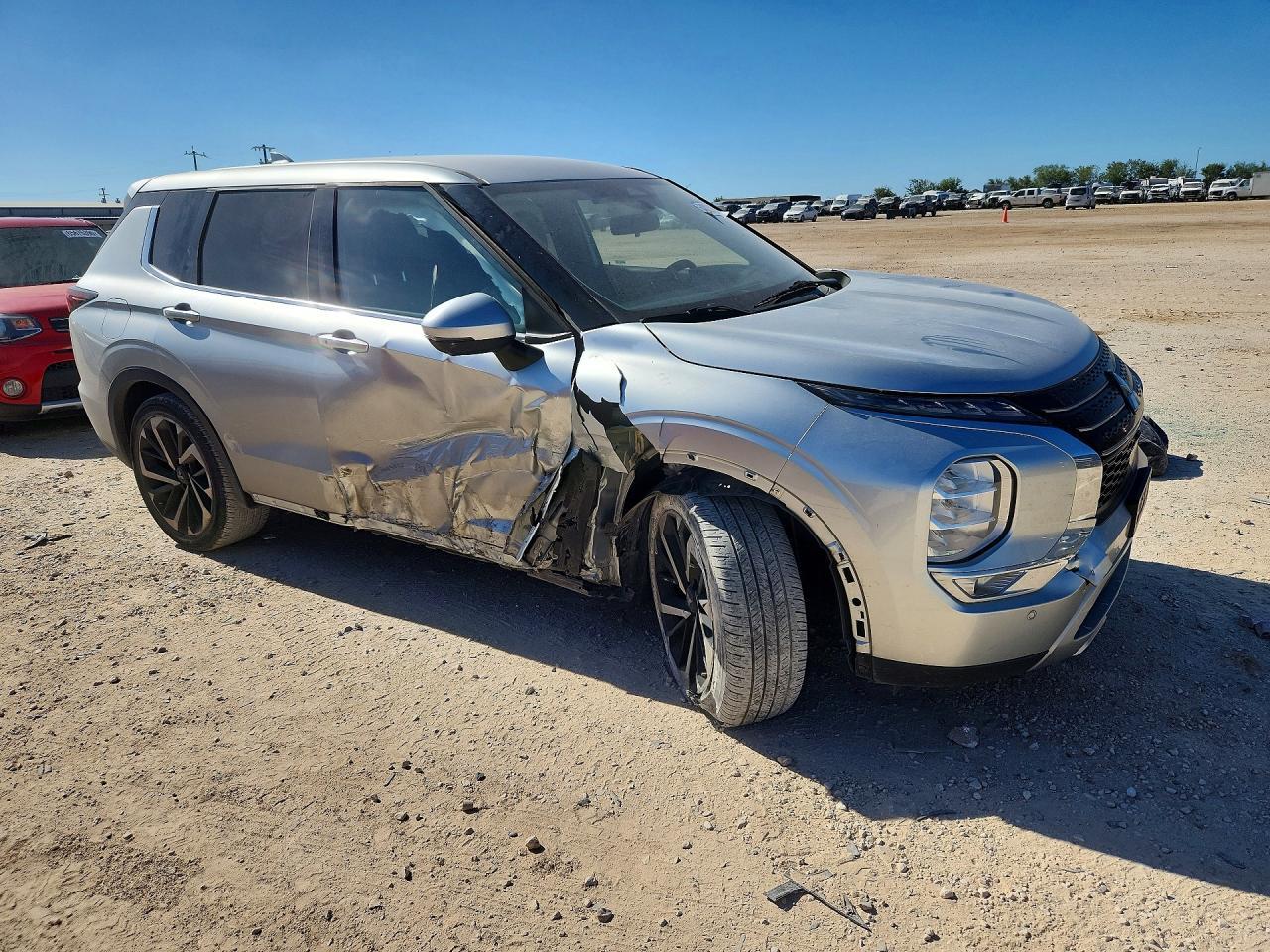 2022 Mitsubishi Outlander Se - Image 4