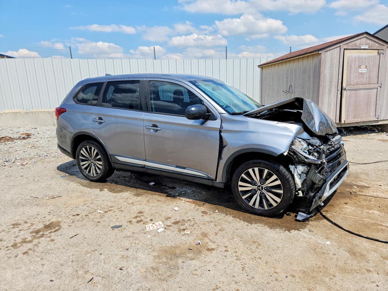 2020 Mitsubishi Outlander Es - Фото 4
