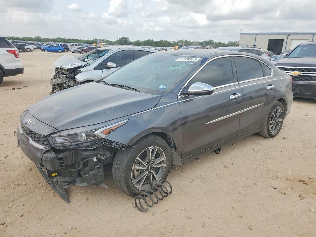 2024 Kia Forte Lxs