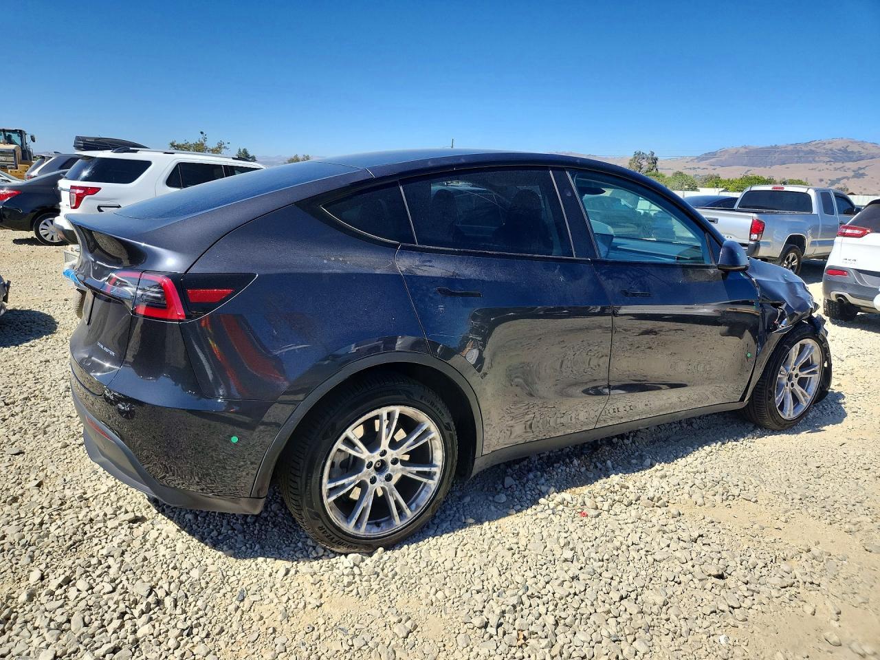 2024 Tesla Model Y - Image 3