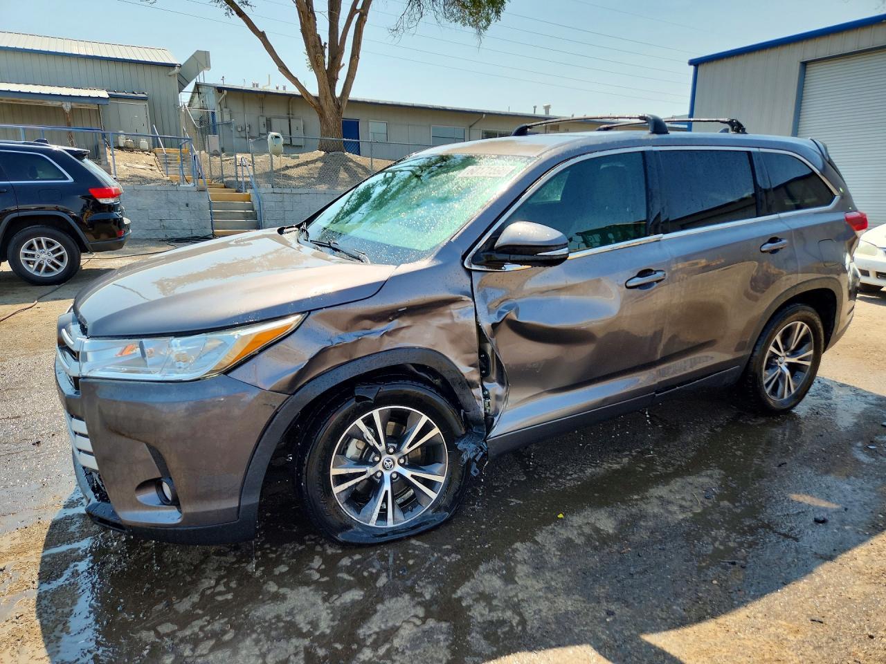 2017 Toyota Highlander Le Plus