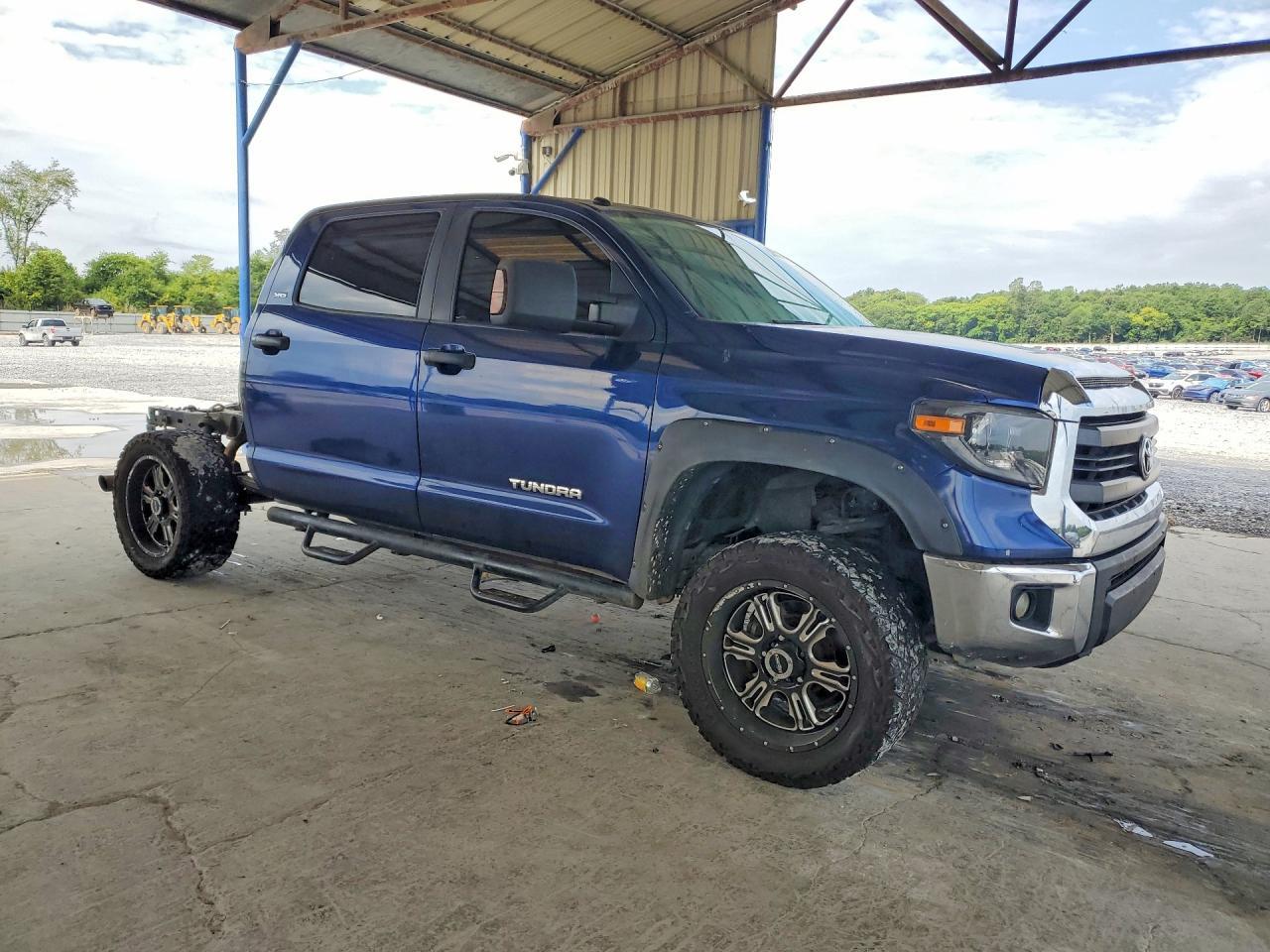 2014 Toyota Tundra Crewmax Sr5 - Image 4