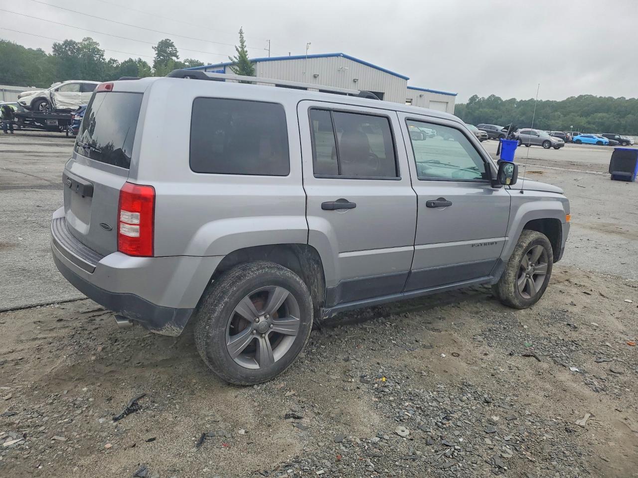 2016 Jeep Patriot Sport - Фото 3