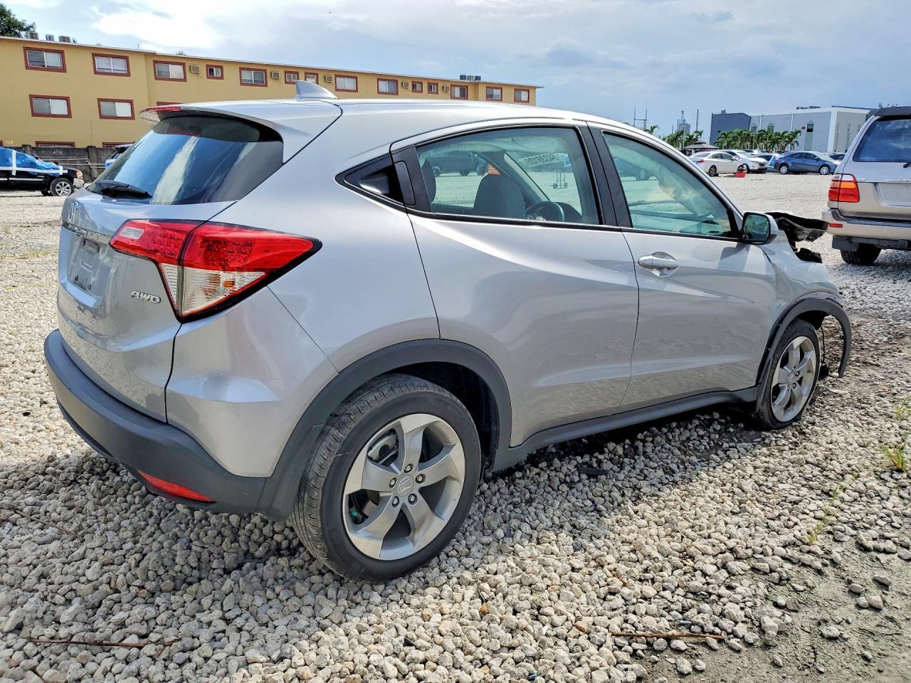 2021 Honda Hr-V Lx - Фото 3