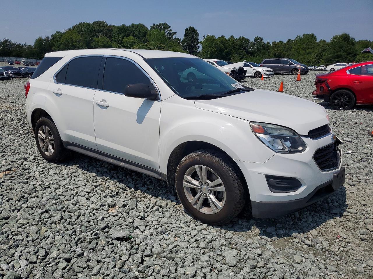 2016 Chevrolet Equinox Ls - Image 4