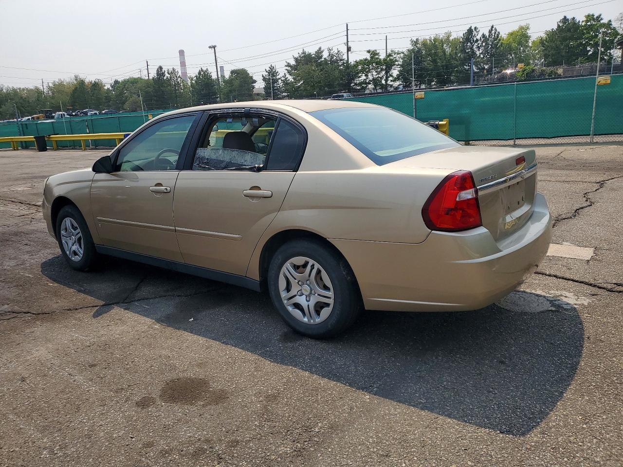 2006 Chevrolet Malibu Ls - Image 2