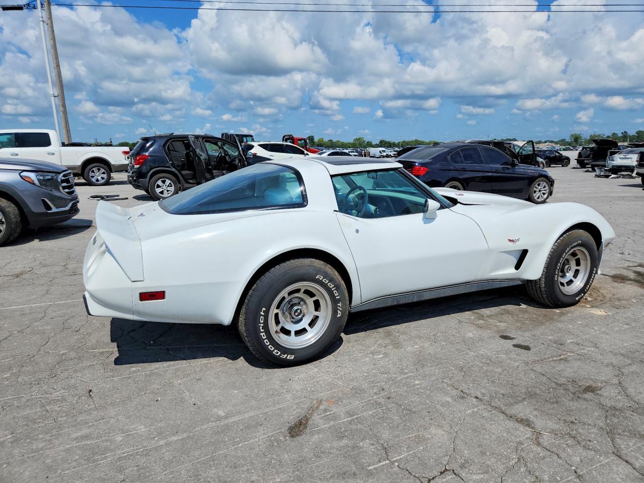 1979 Chevrolet Corvette - Фото 3
