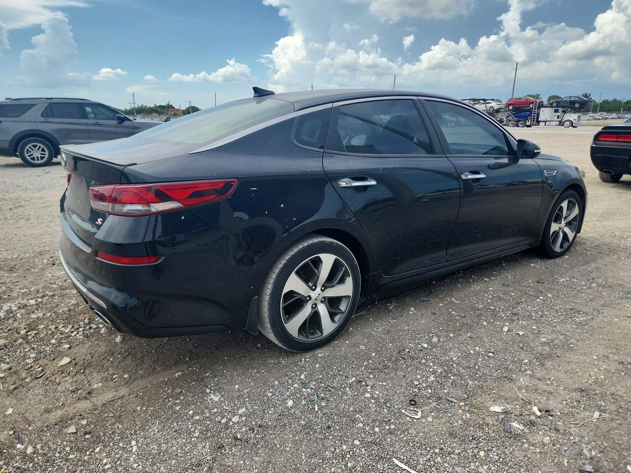 2020 Kia Optima S - Image 3
