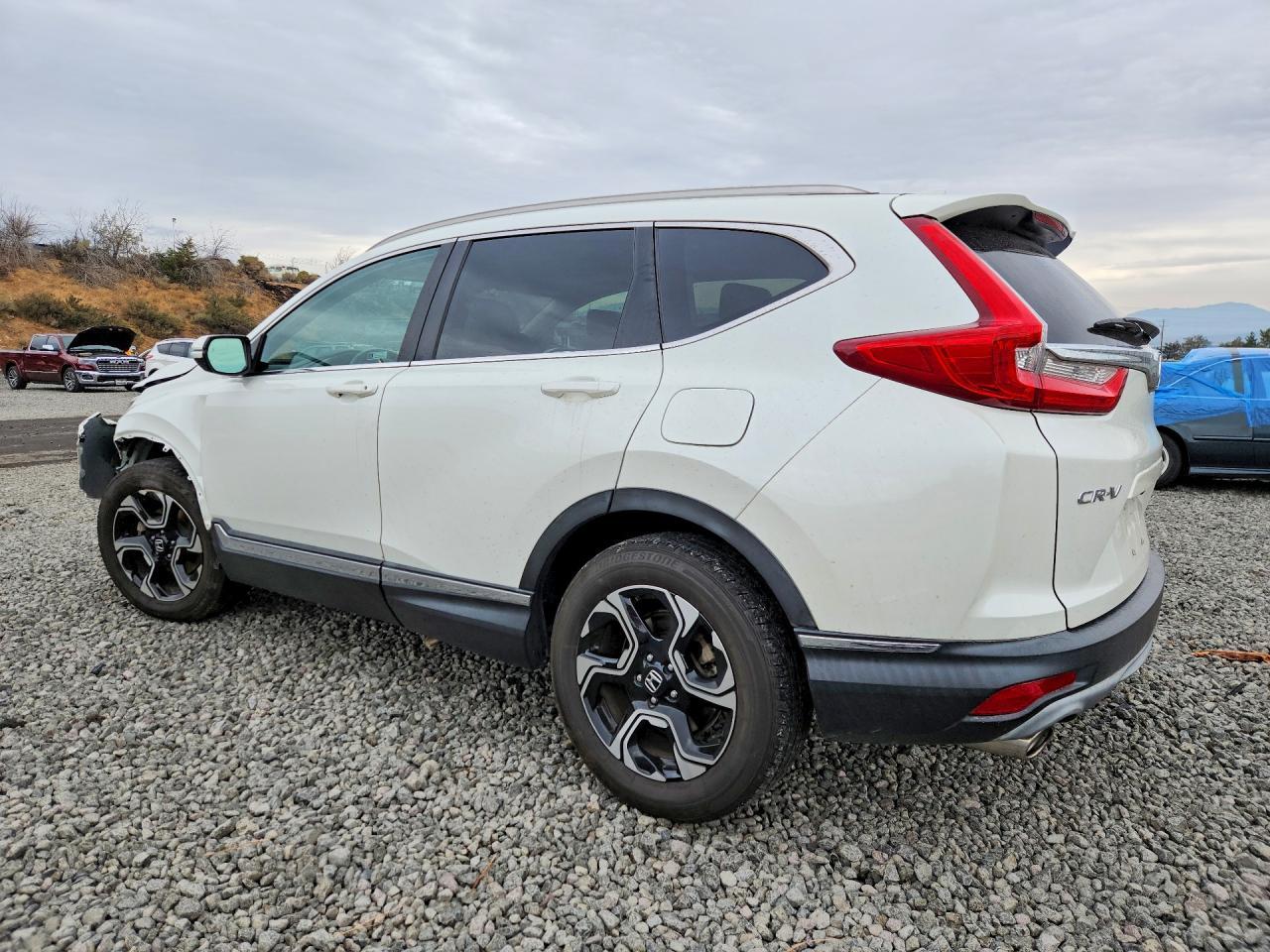 2018 Honda Cr-V Touring - Image 2