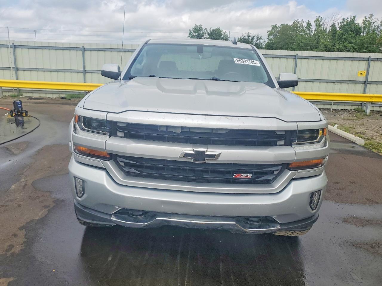 2017 Chevrolet Silverado K1500 Lt - Image 5