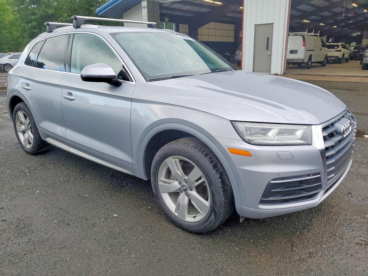 2019 Audi Q5 Premium Plus - Image 4