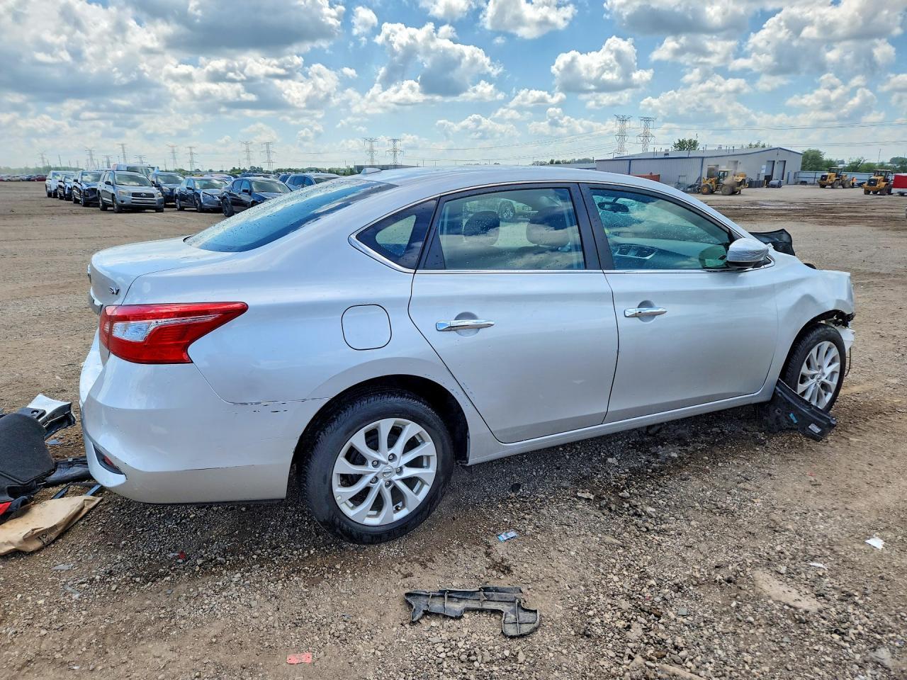 2019 Nissan Sentra Sv - Image 3