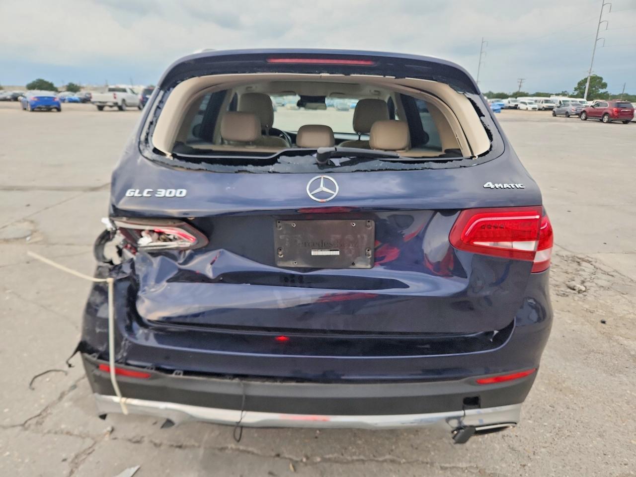 2018 Mercedes-Benz Glc 300 4Matic - Фото 6