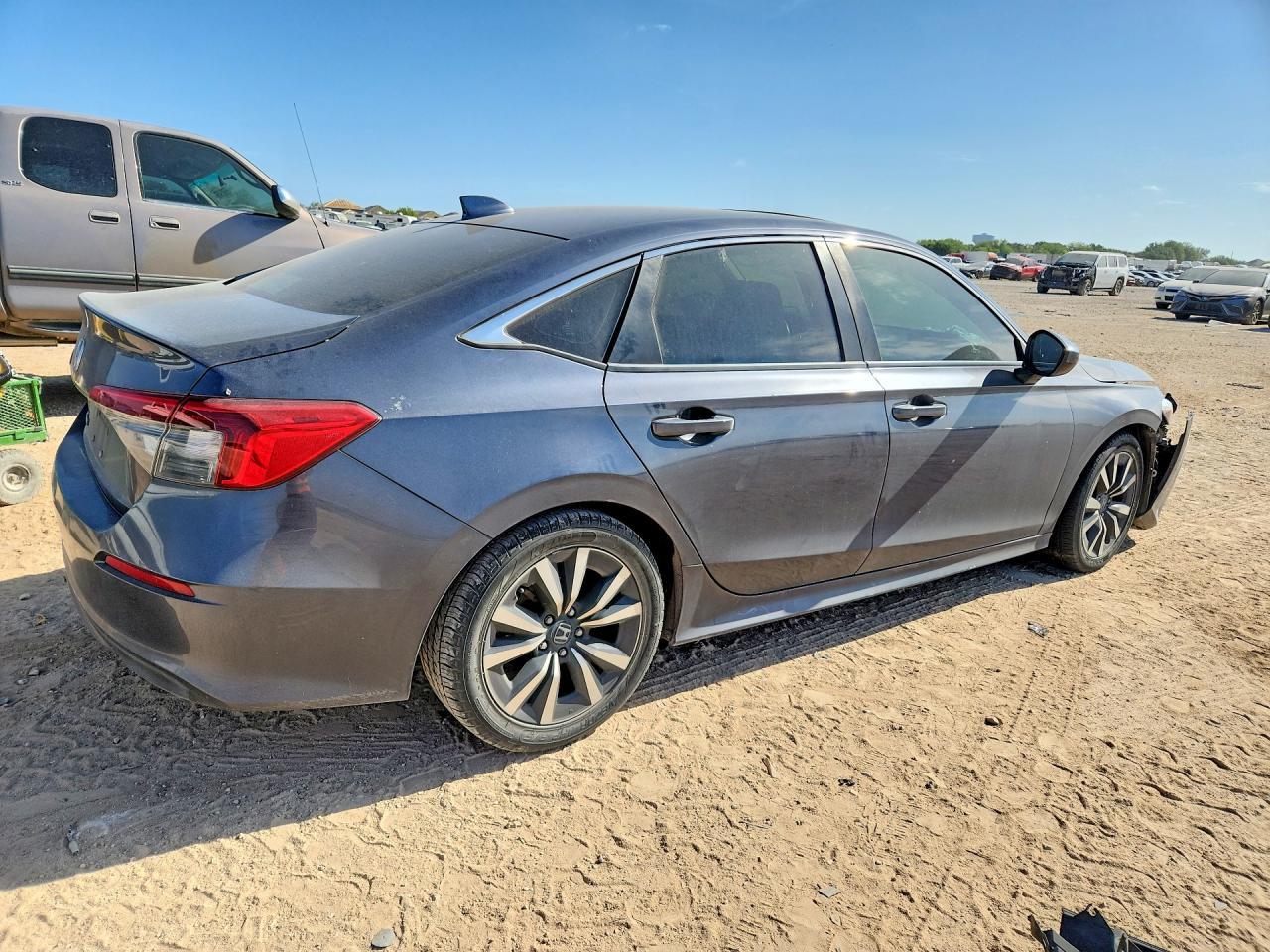2022 Honda Civic 4D Lx - Фото 3