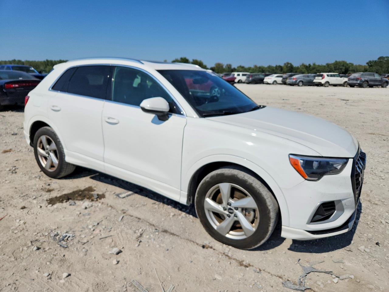 2021 Audi Q3 Premium 40 - Image 4