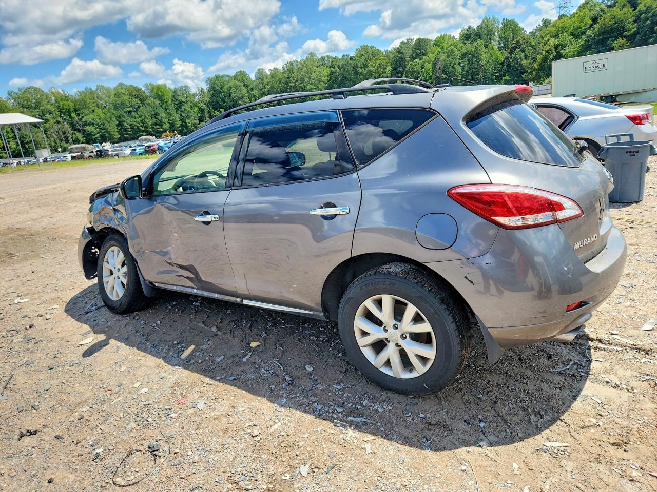 2013 Nissan Murano S - Image 2