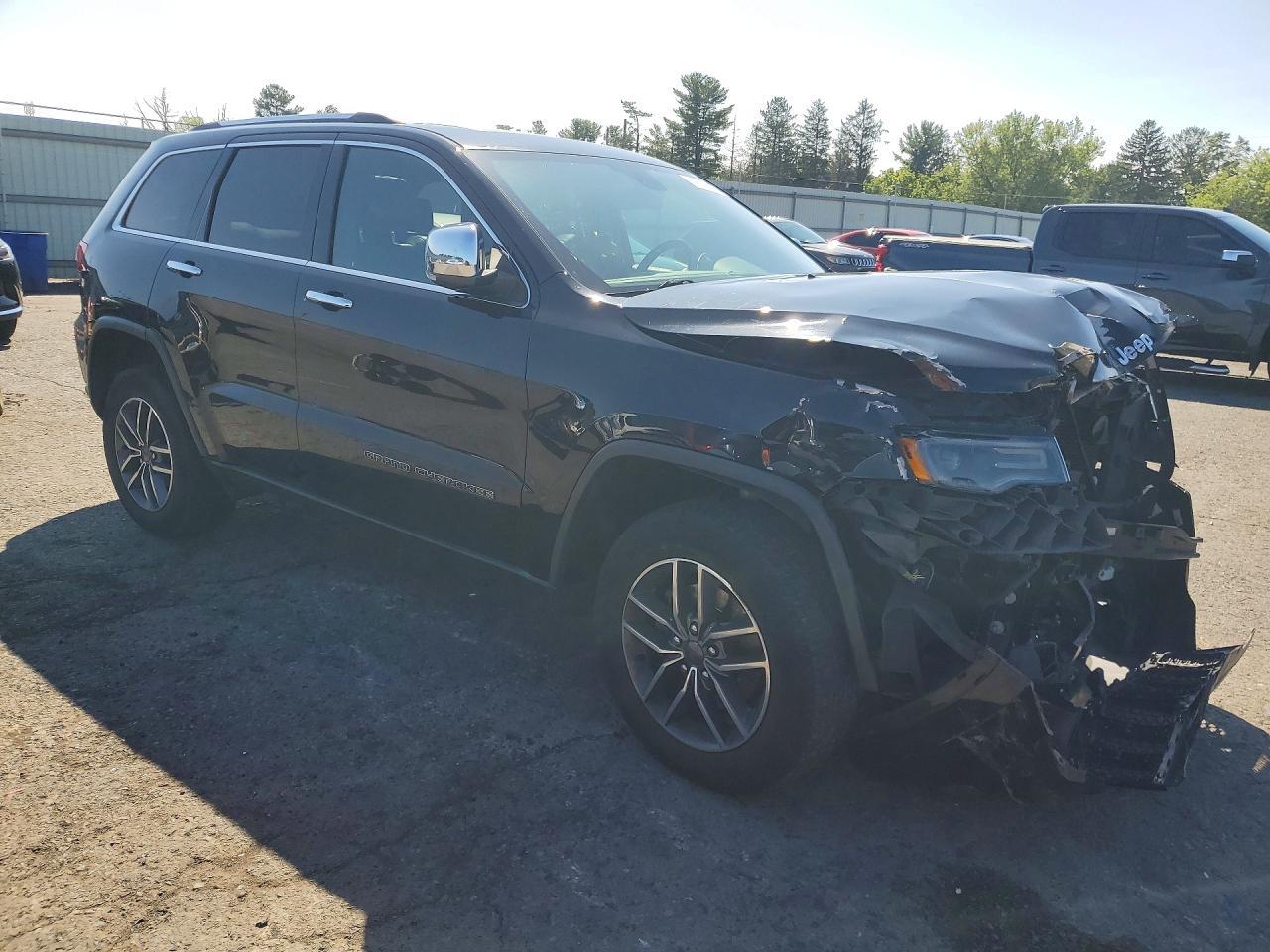 2019 Jeep Grand Cherokee Limited - Image 4