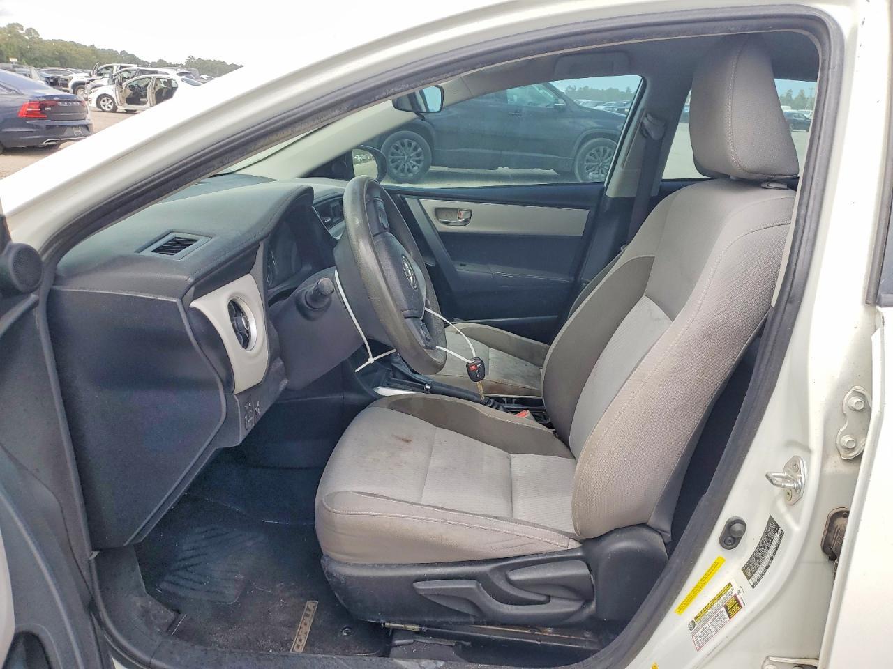 2019 Toyota Corolla Le - Фото 7