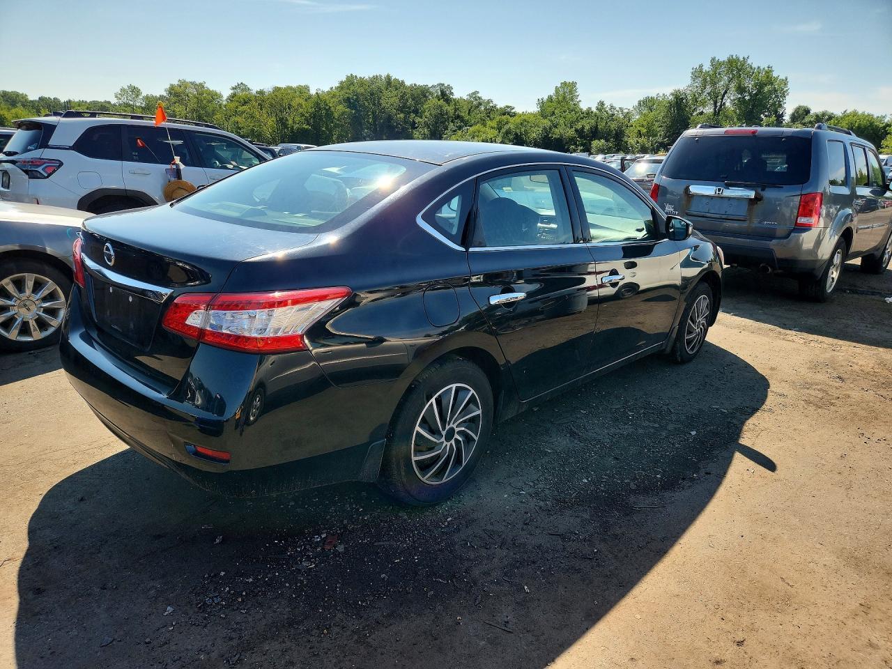 2015 Nissan Sentra S - Image 3