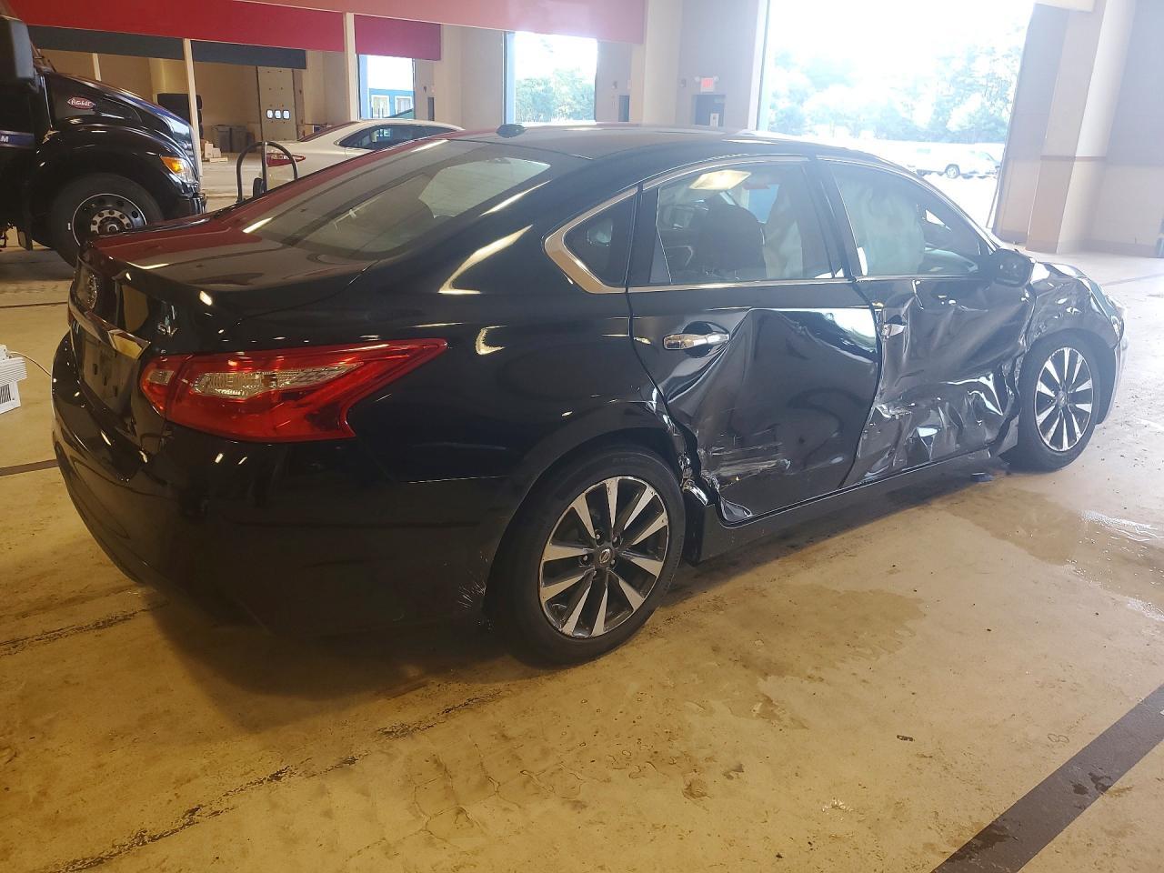 2017 Nissan Altima 2.5 Sv - Фото 3
