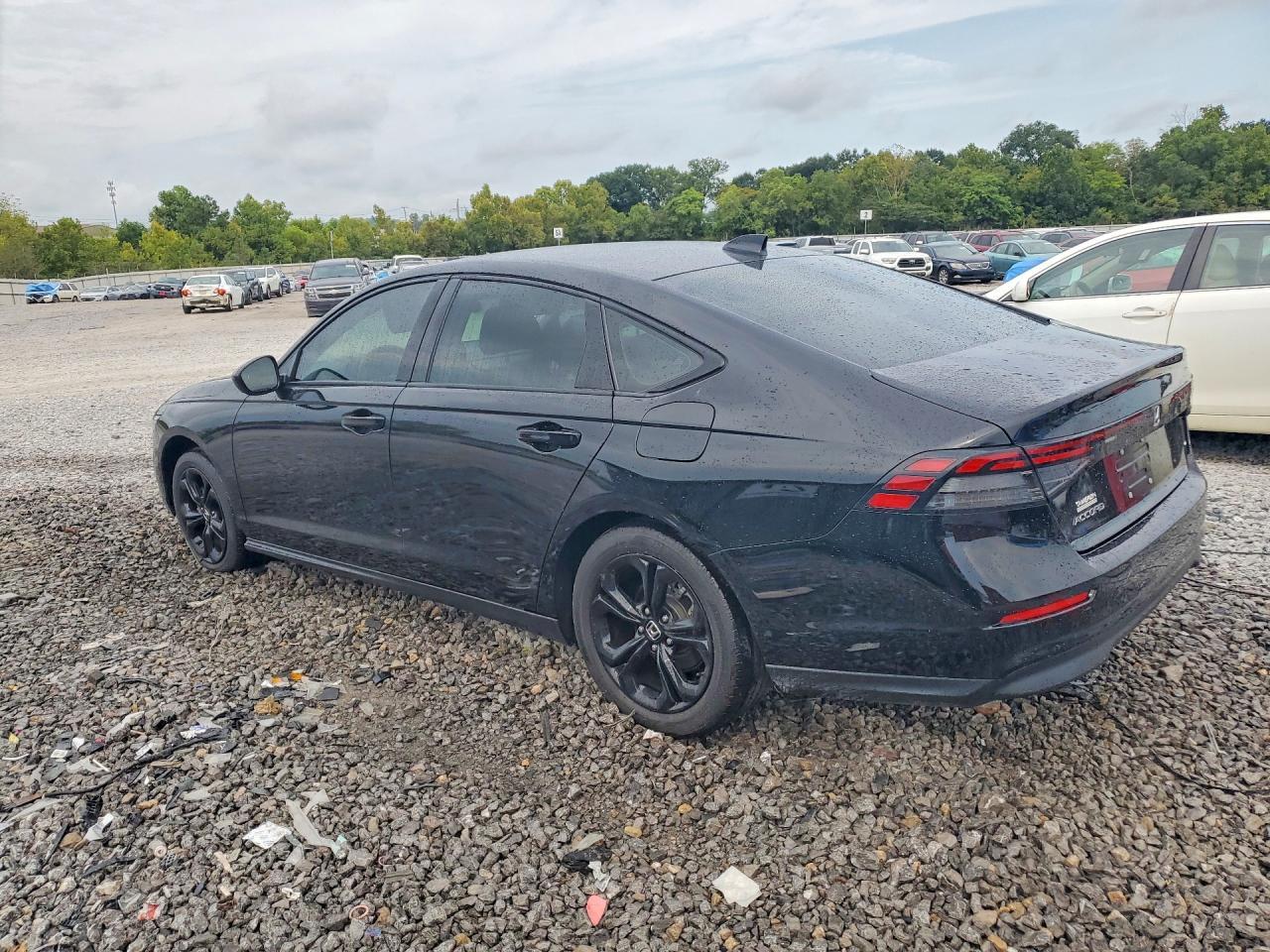 2025 Honda Accord Se - Image 2