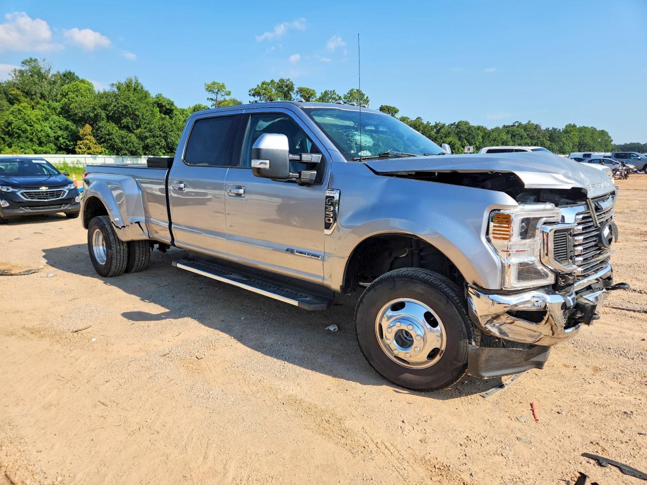 2020 Ford F350 Super Duty - Image 4