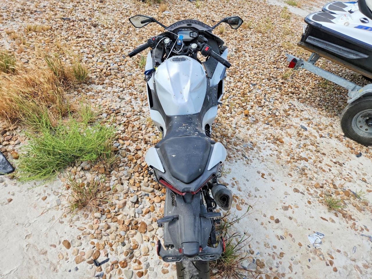 2025 Kawasaki Ex500 - Фото 6