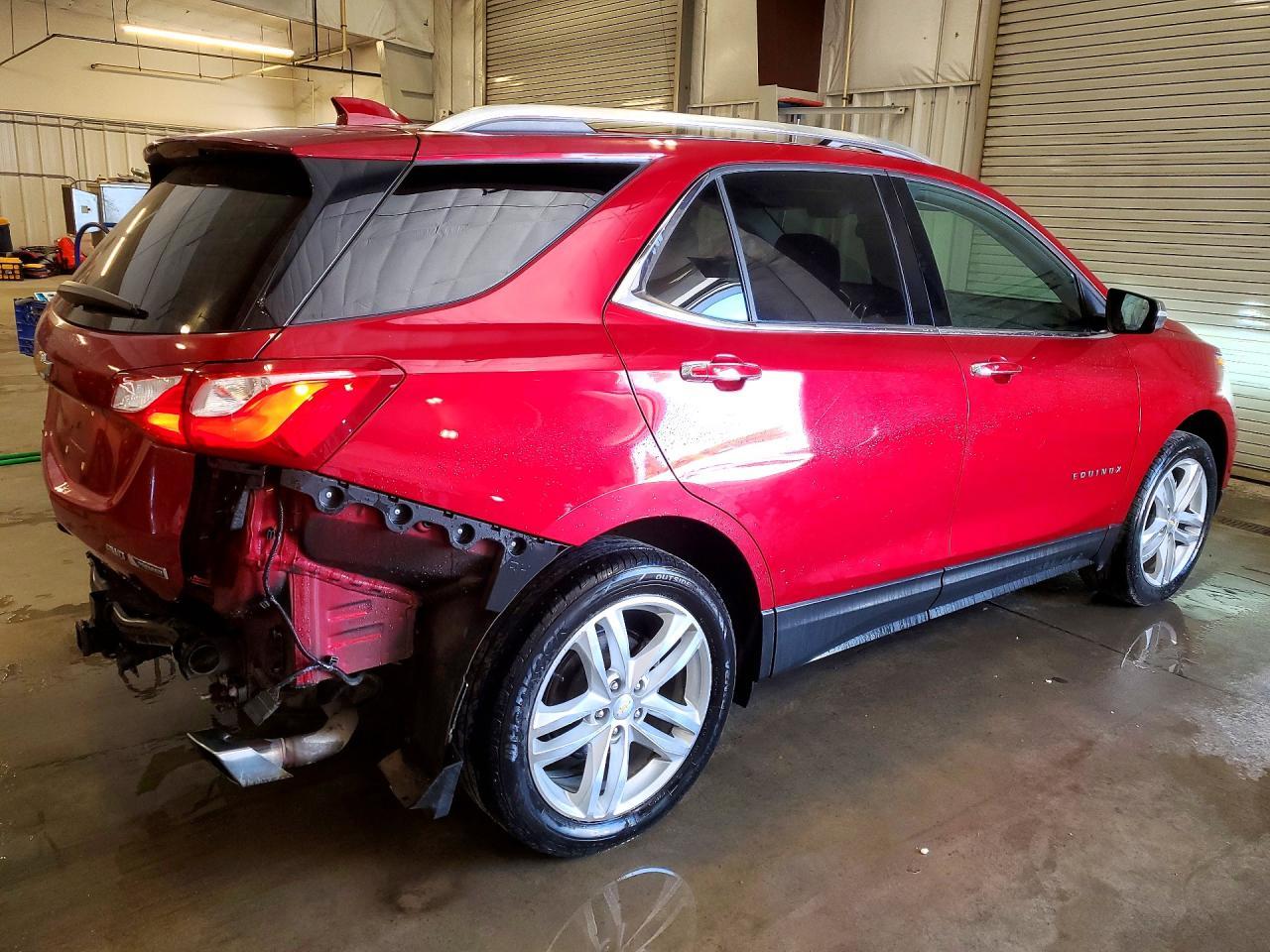 2018 Chevrolet Equinox Premier - Image 3