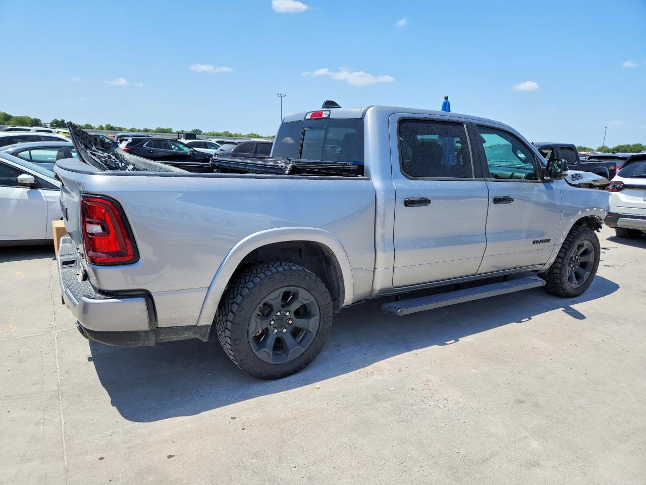 2025 Ram 1500 Big Horn/Lone Star - Фото 3