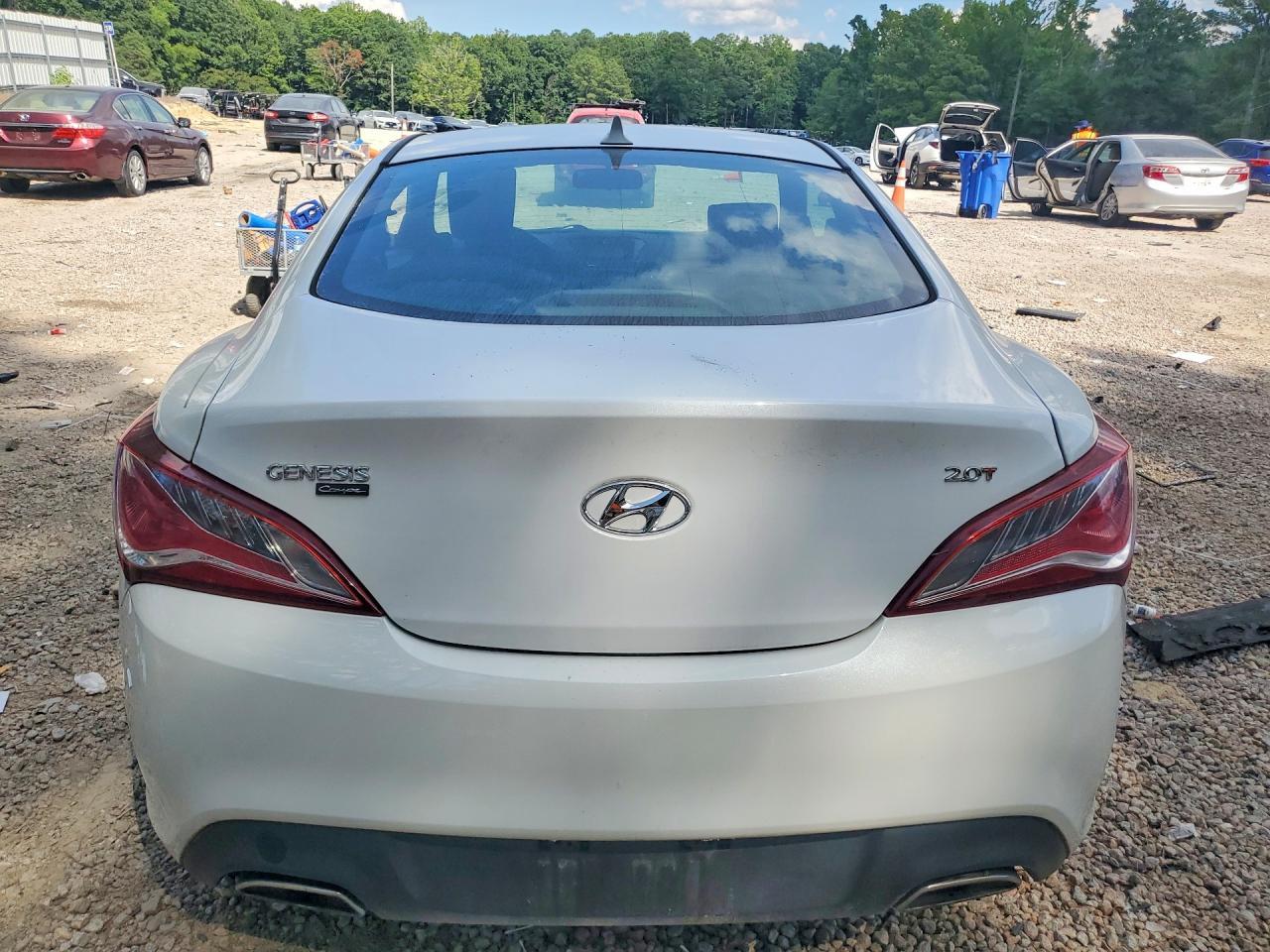 2013 Hyundai Genesis Coupe 2.0T - Image 6