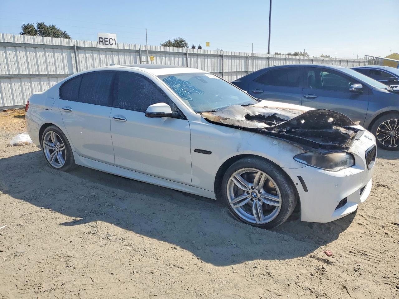 2016 BMW 550 Xi - Фото 4