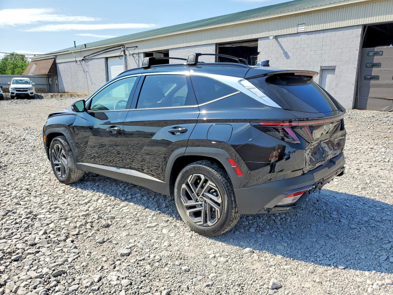 2026 Hyundai Tucson Hybrid Limited - Image 2