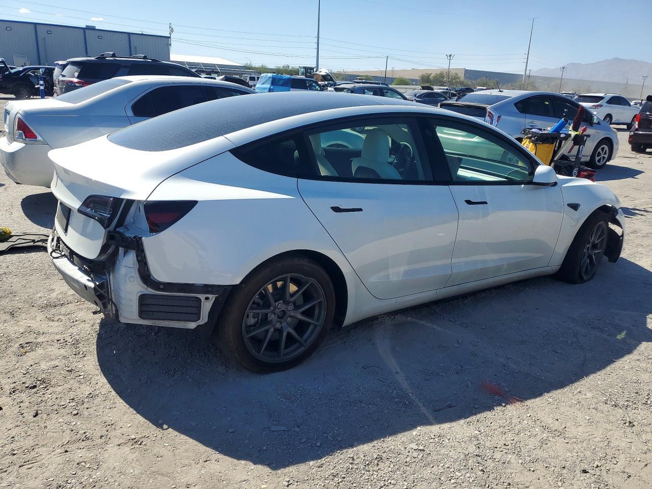 2023 Tesla Model 3 - Image 3